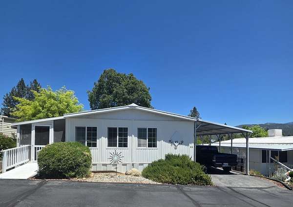 16.8 Acres of Land with Home for Sale in Oakhurst, California