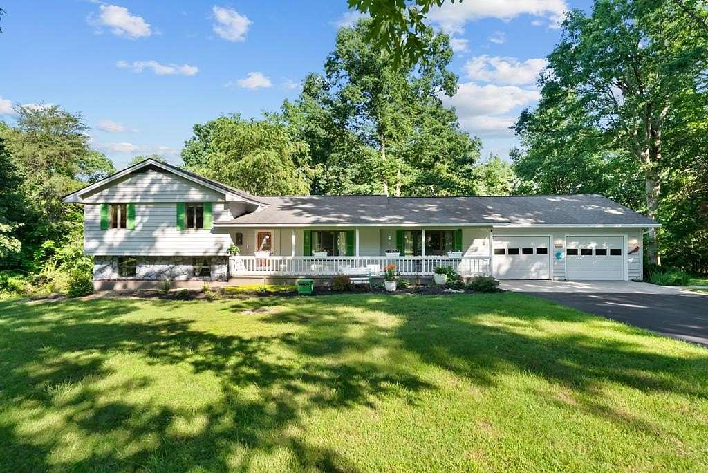 3.57 Acres of Land with Home for Sale in Crossville, Tennessee