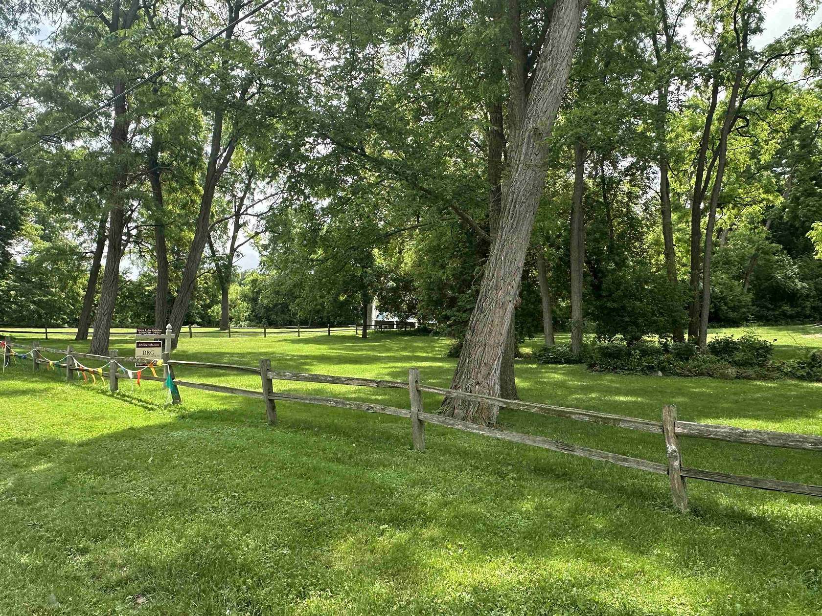 0.49 Acres of Residential Land for Sale in Edgerton, Wisconsin