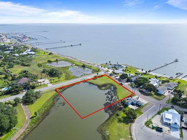 1.7 Acres of Mixed-Use Land for Sale in Rockport, Texas