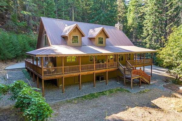 5 Acres of Land with Home for Sale in Weed, California