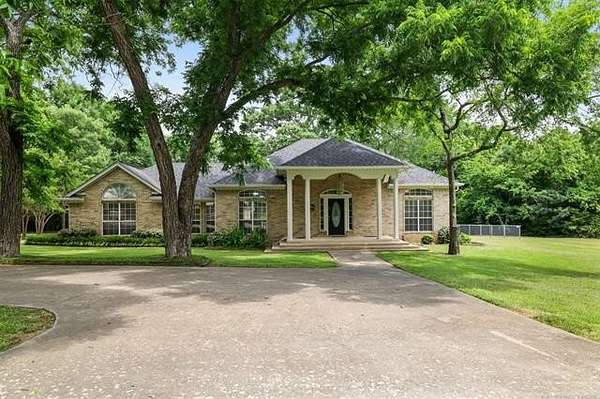 2.2 Acres of Land with Home for Sale in Durant, Oklahoma