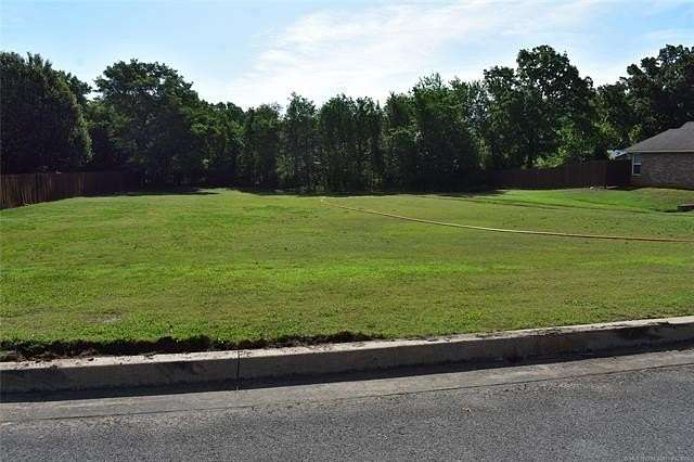 0.49 Acres of Residential Land for Sale in Tahlequah, Oklahoma