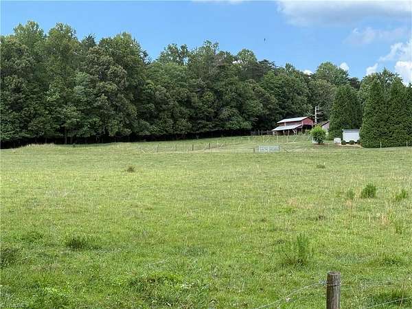 51 Acres of Recreational & Residential Land for Sale in King, North Carolina
