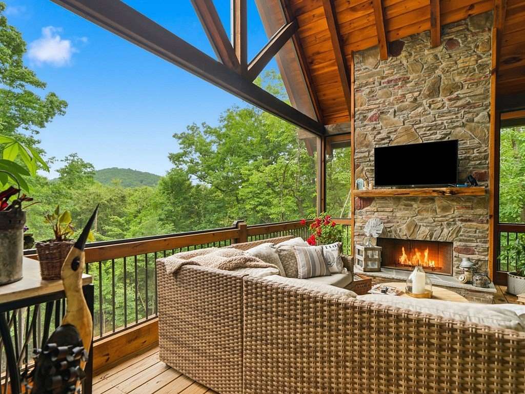 2.37 Acres of Land with Home for Sale in Ellijay, Georgia