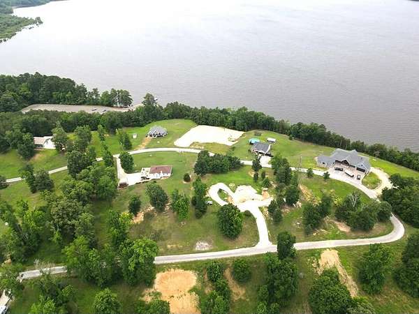 0.8 Acres of Residential Land for Sale in Big Sandy, Tennessee
