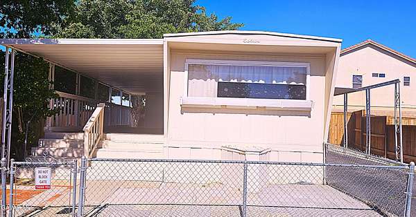 19.8 Acres of Land with Home for Sale in Lancaster, California
