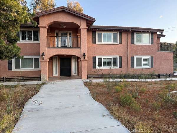 4.63 Acres of Land with Home for Sale in Hemet, California