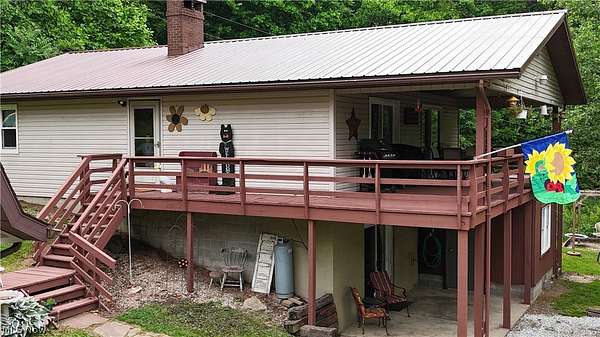 1.67 Acres of Land with Home for Sale in Conesville, Ohio