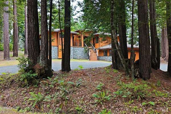 3 Acres of Land with Home for Sale in Jenner, California