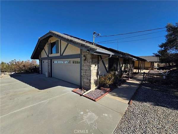 2.8 Acres of Land with Home for Sale in Piñon Hills, California