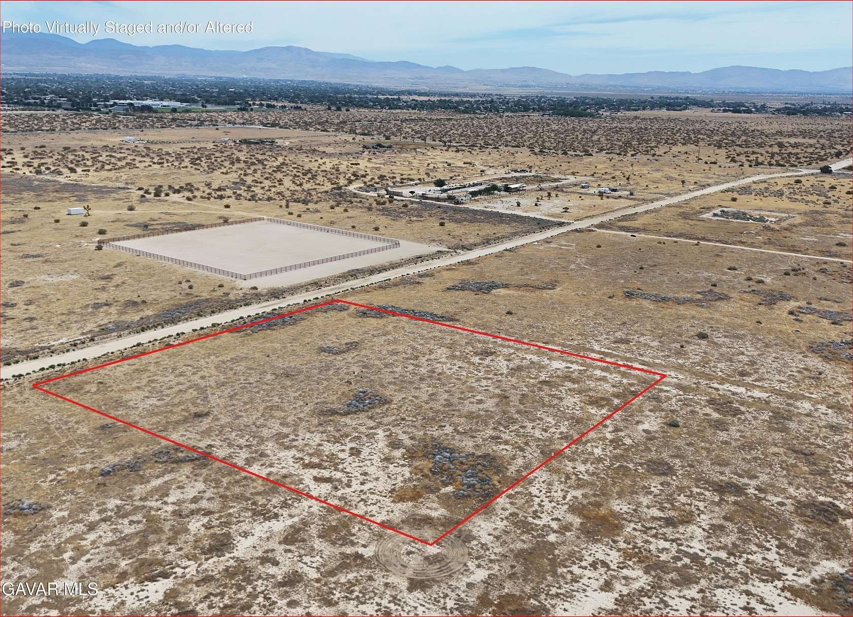 3 Acres of Commercial Land for Sale in Palmdale, California