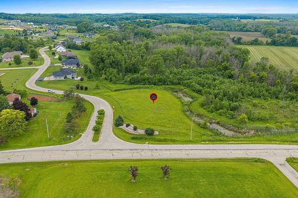 1 Acre of Residential Land for Sale in Hortonville, Wisconsin