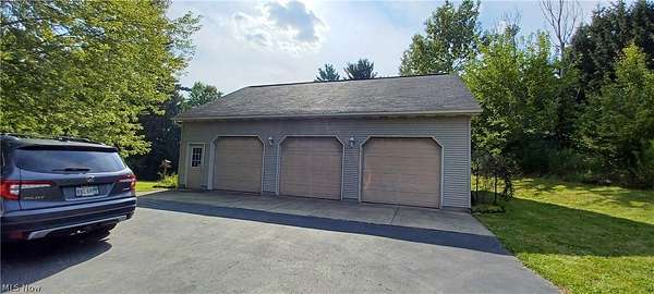 3.45 Acres of Land with Home for Sale in Columbiana, Ohio