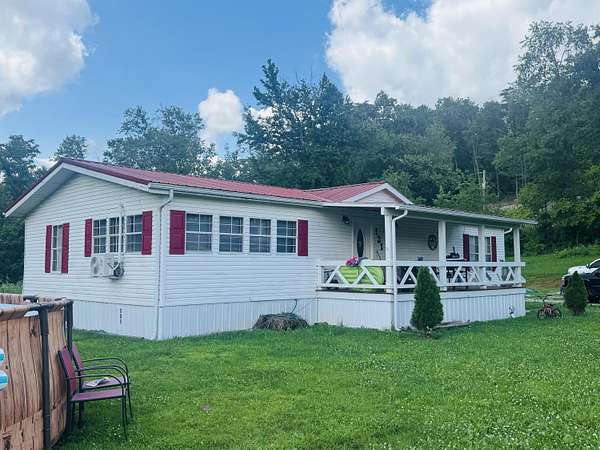 1 Acre of Land with Home for Sale in Clay City, Kentucky