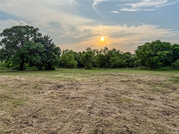 13.5 Acres of Land for Sale in Cleburne, Texas