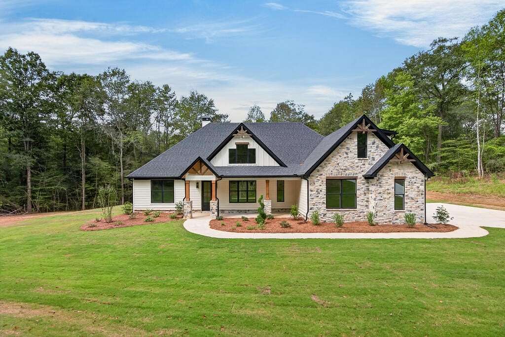 11.4 Acres of Land with Home for Sale in Carrollton, Georgia