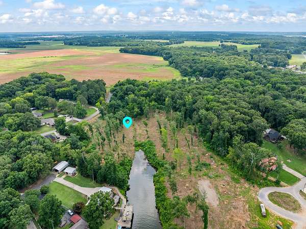 1 Acre of Residential Land for Sale in Muscle Shoals, Alabama