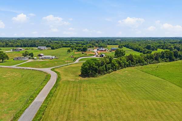 3 Acres of Residential Land for Sale in Chapel Hill, Tennessee