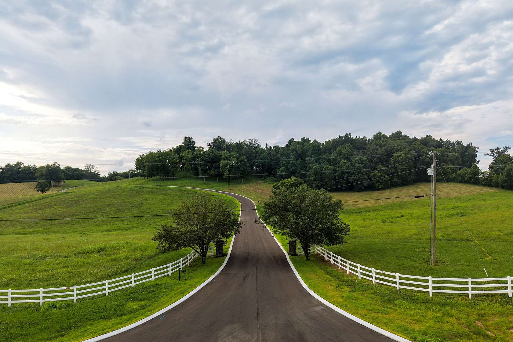 4.14 Acres of Residential Land for Sale in Wartrace, Tennessee