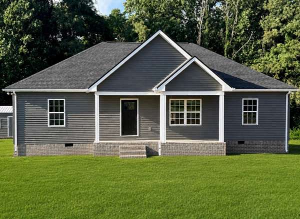 1.78 Acres of Land with Home for Sale in Lafayette, Tennessee
