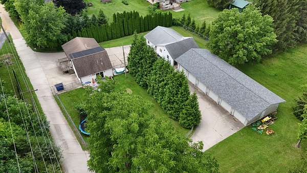1.64 Acres of Land with Home for Sale in Dixon, Illinois