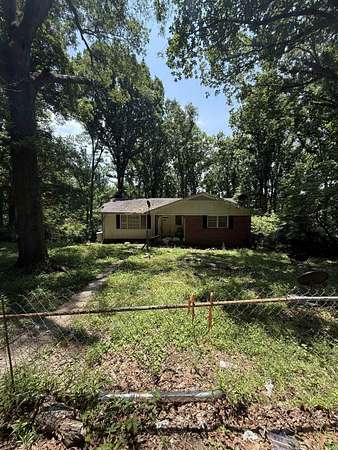 6 Acres of Land with Home for Sale in Spartanburg, South Carolina