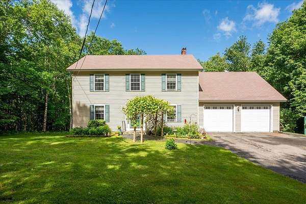 5 Acres of Land with Home for Sale in Union, Maine