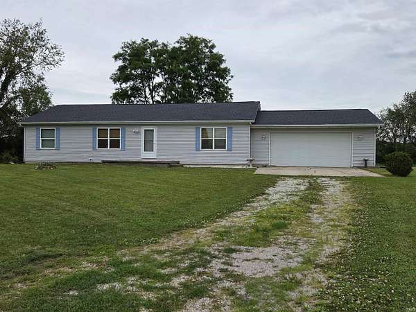 2.38 Acres of Land with Home for Sale in Syracuse, Indiana