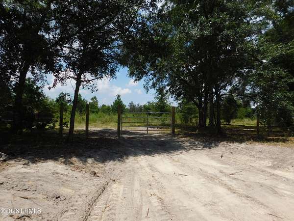 53 Acres of Recreational & Residential Land for Sale in Ridgeland, South Carolina