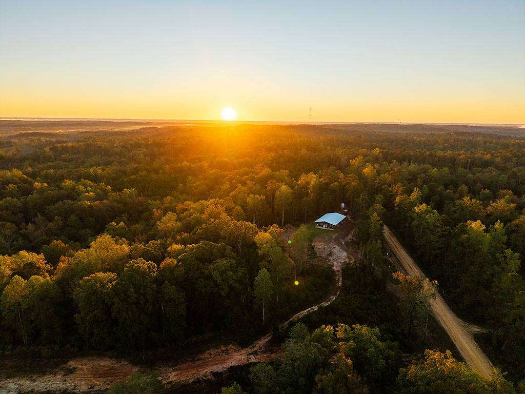736 Acres of Land with Home for Sale in Midway, Alabama