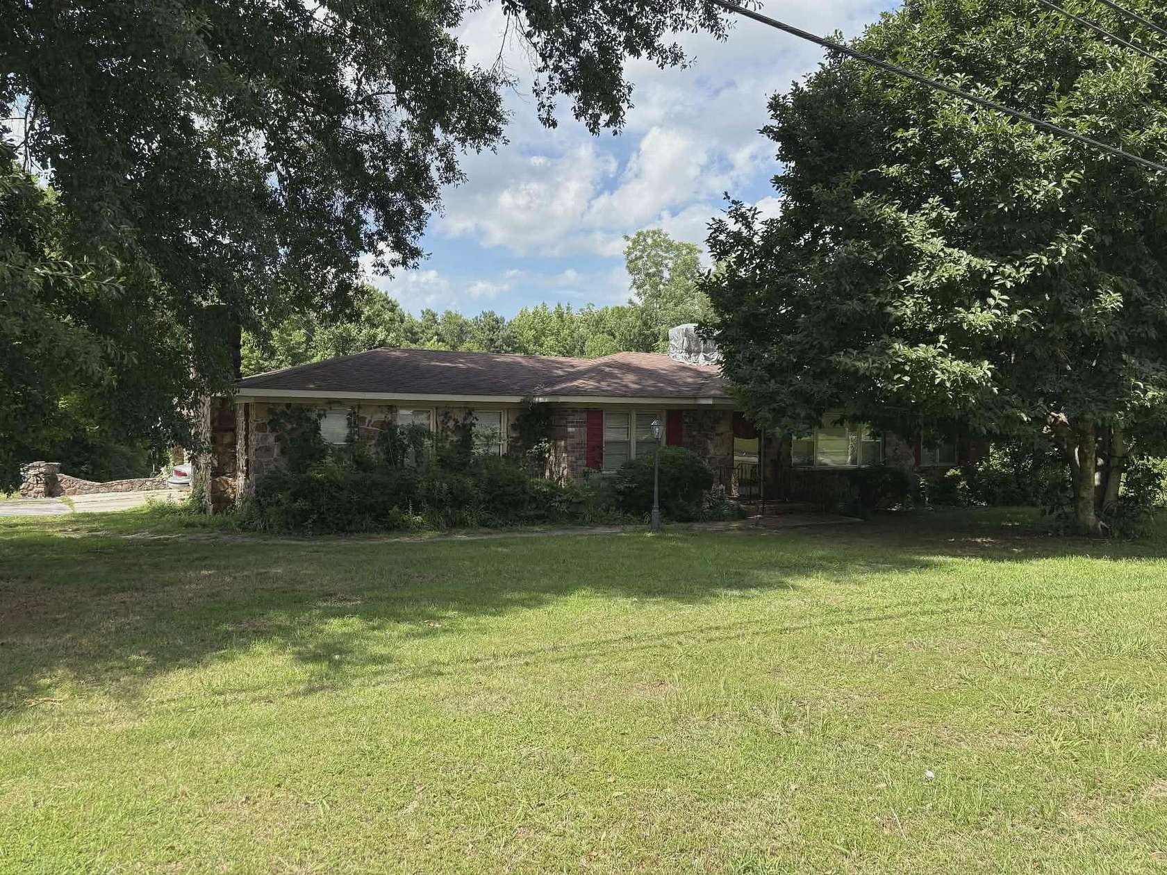 3.35 Acres of Land with Home for Sale in Phil Campbell, Alabama