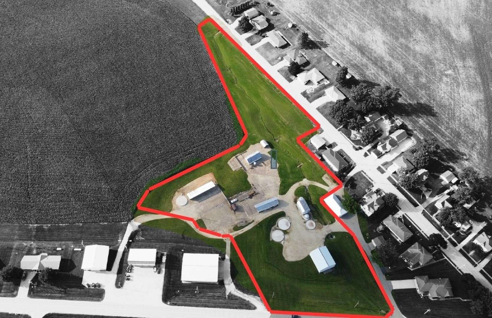 5 Acres of Residential Land for Sale in La Motte, Iowa