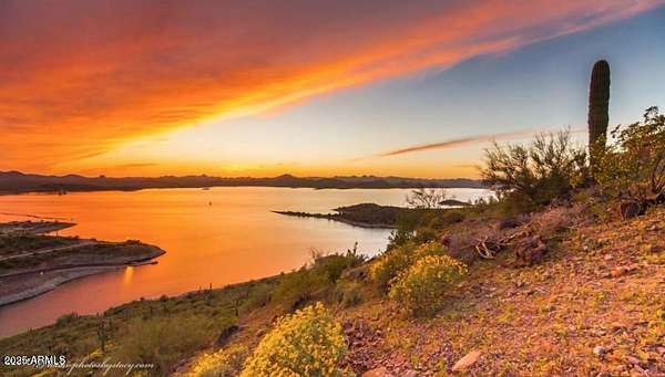 2.37 Acres of Land for Sale in Morristown, Arizona