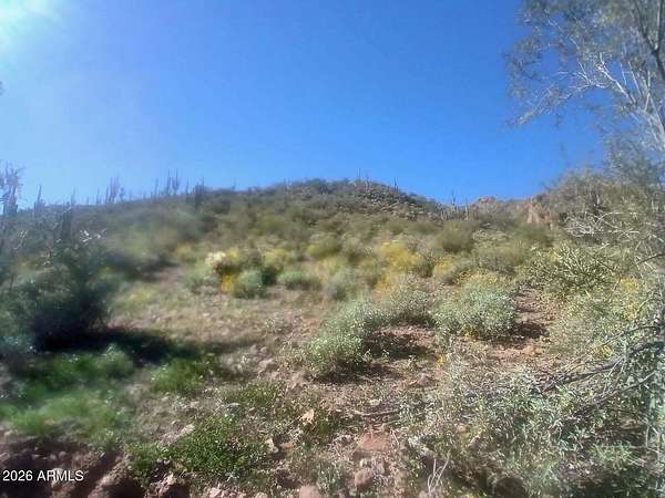 2 Acres of Residential Land for Sale in Morristown, Arizona