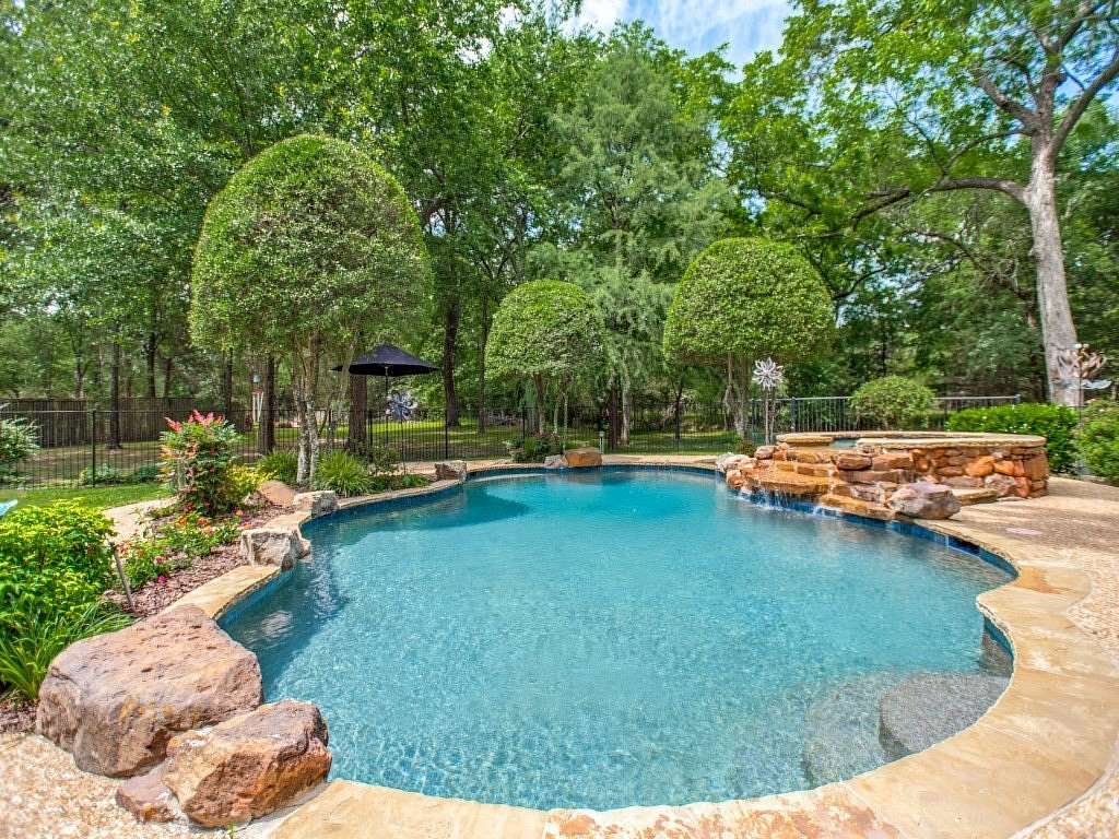 2.39 Acres of Land with Home for Sale in Greenville, Texas