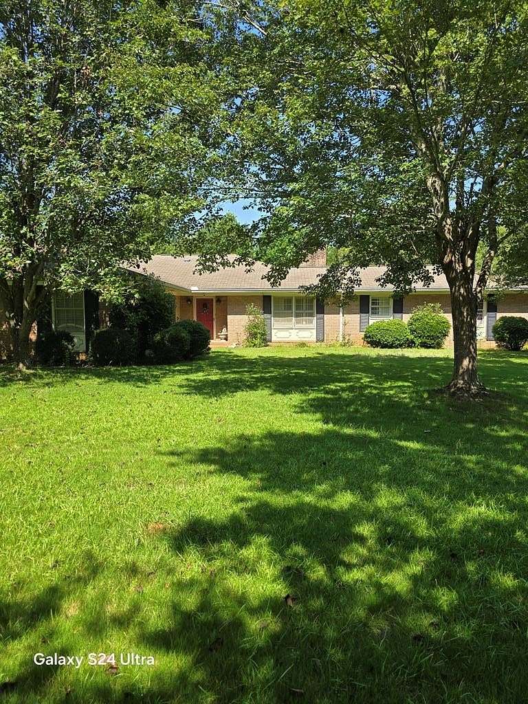 1.69 Acres of Land with Home for Sale in Americus, Georgia