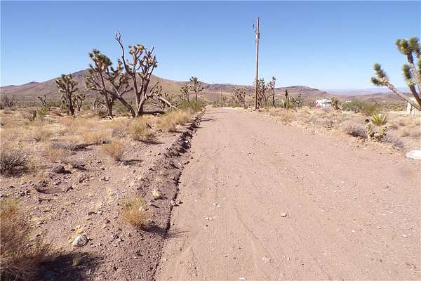 1 Acre of Residential Land for Sale in White Hills, Arizona