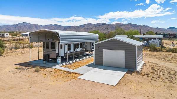 1 Acre of Land with Home for Sale in Golden Valley, Arizona