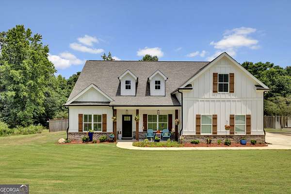 2.49 Acres of Land with Home for Sale in Monroe, Georgia