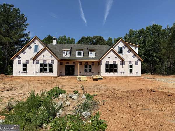 3 Acres of Land with Home for Sale in Concord, Georgia