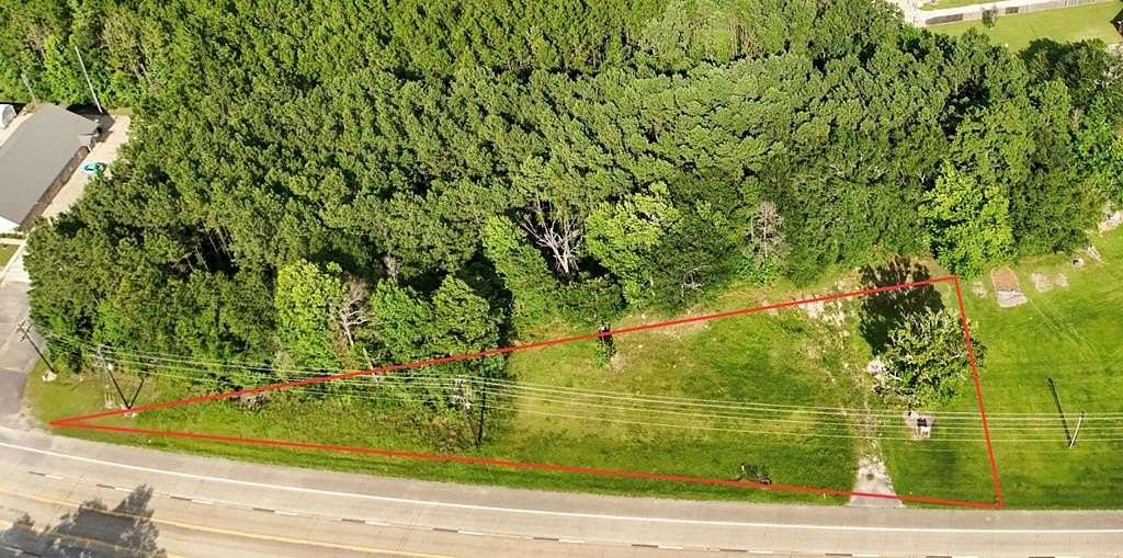 0.71 Acres of Mixed-Use Land for Sale in Buna, Texas