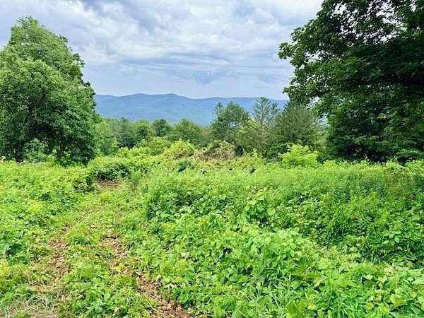 1.18 Acres of Residential Land for Sale in Pownal, Vermont