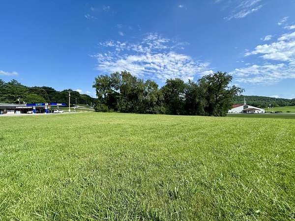 0.95 Acres of Commercial Land for Sale in Somerset, Kentucky