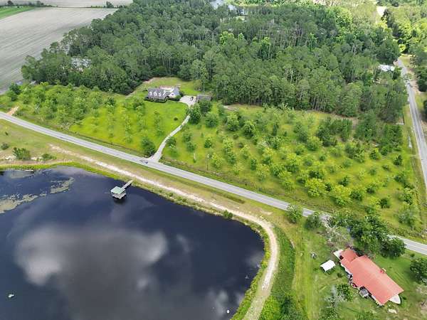 7.24 Acres of Land with Home for Sale in Baxley, Georgia