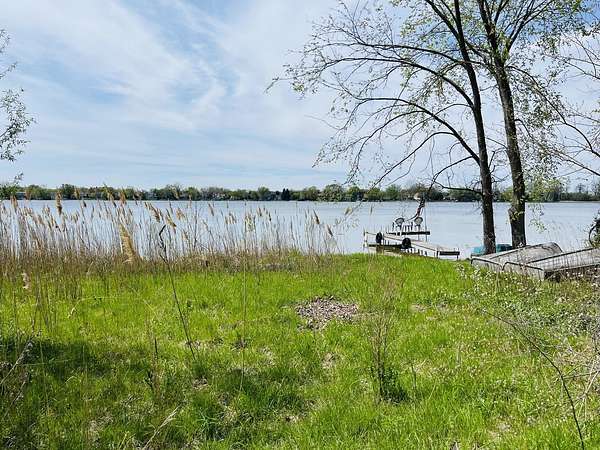 Residential Land for Sale in Lake Villa, Illinois