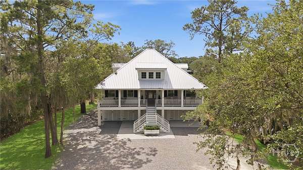 6.48 Acres of Land with Home for Sale in Savannah, Georgia
