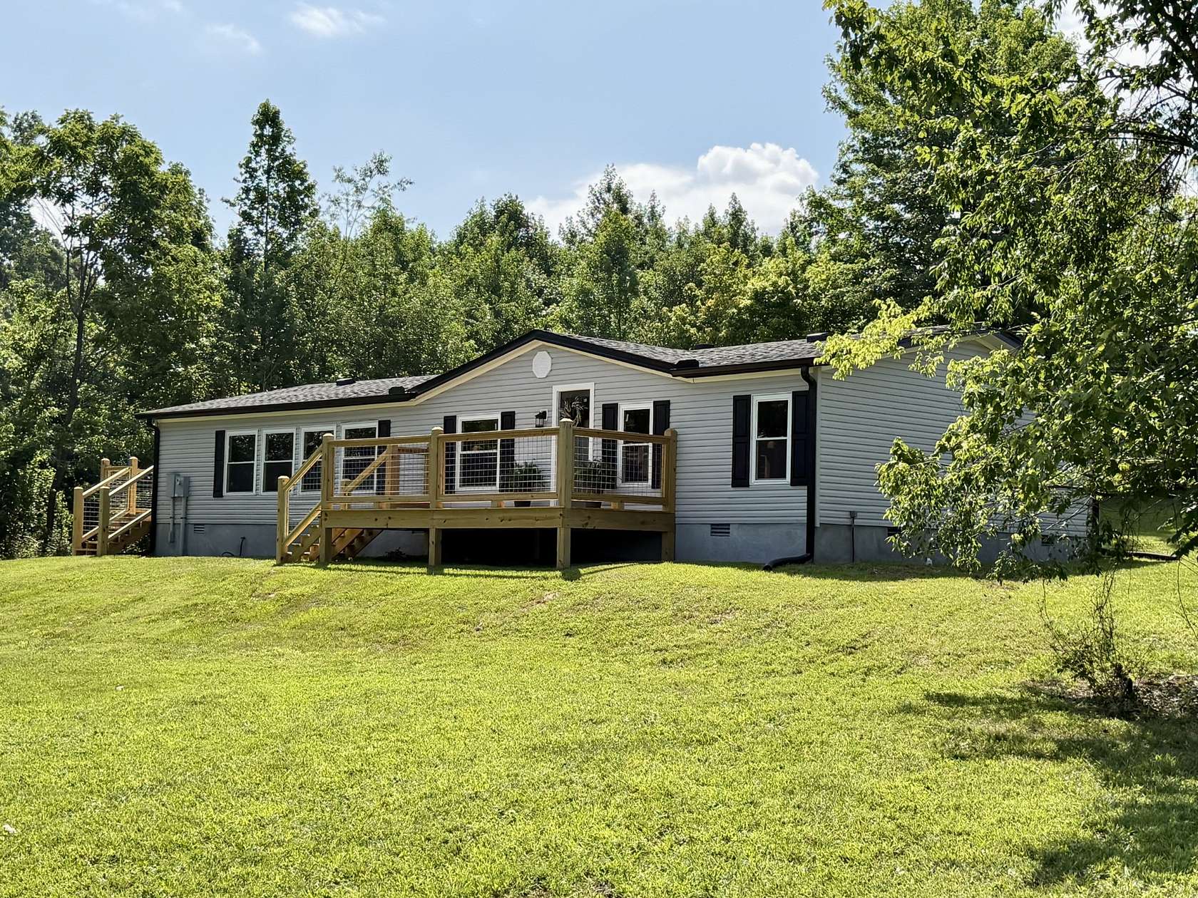5 Acres of Land with Home for Sale in Bethpage, Tennessee