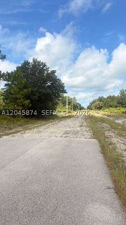 0.25 Acres of Residential Land for Sale in Lehigh Acres, Florida