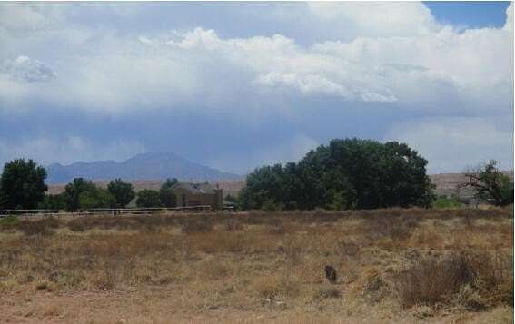 10.6 Acres of Land for Sale in Veguita, New Mexico